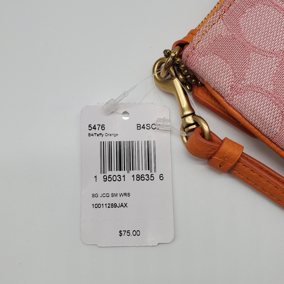 🎁Coach Wristlet in Signature  Jacquard - Picture 4 of 9